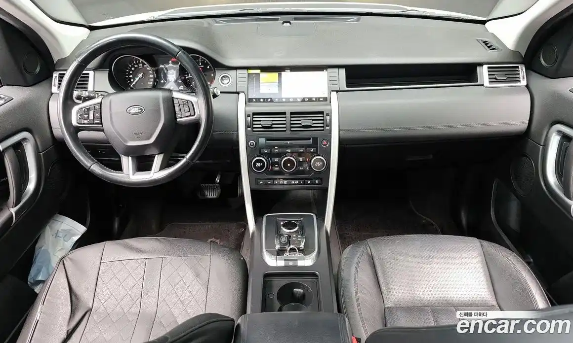 Land Rover Discovery Sport 2017 2.0 Автомат в Москве № 166695, фото 20