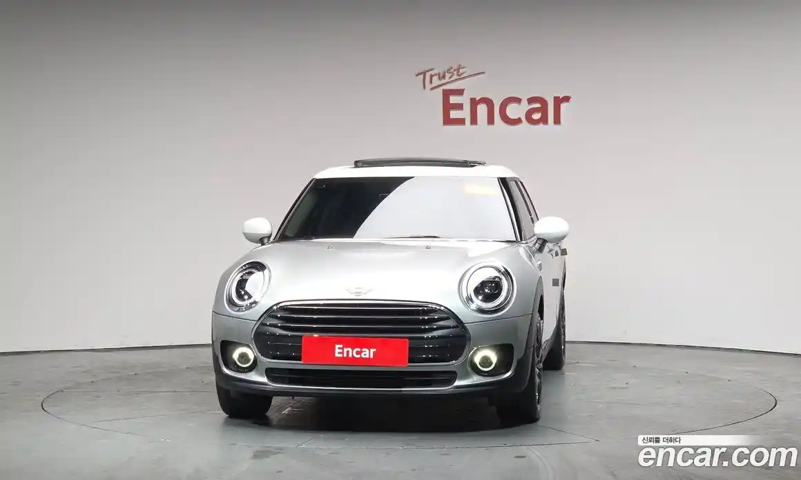 Mini Clubman 2023 1.5 Автомат в Москве № 167076, фото 1