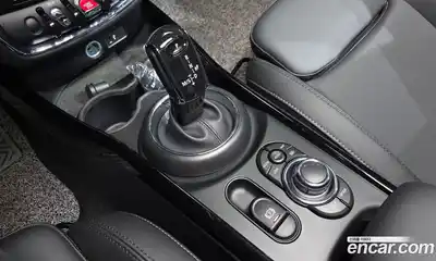 Mini Clubman 2023 1.5 Автомат в Москве № 167076, миниатюра 4