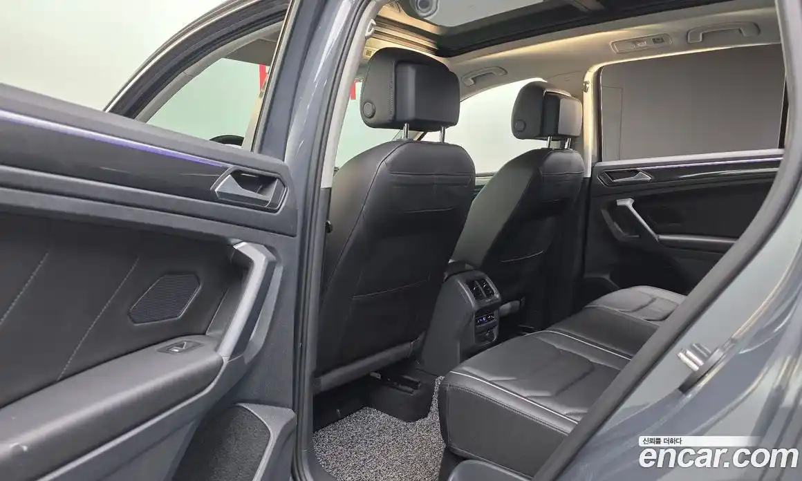 Volkswagen Tiguan 2022 2.0 Автомат в Москве № 168757, фото 17