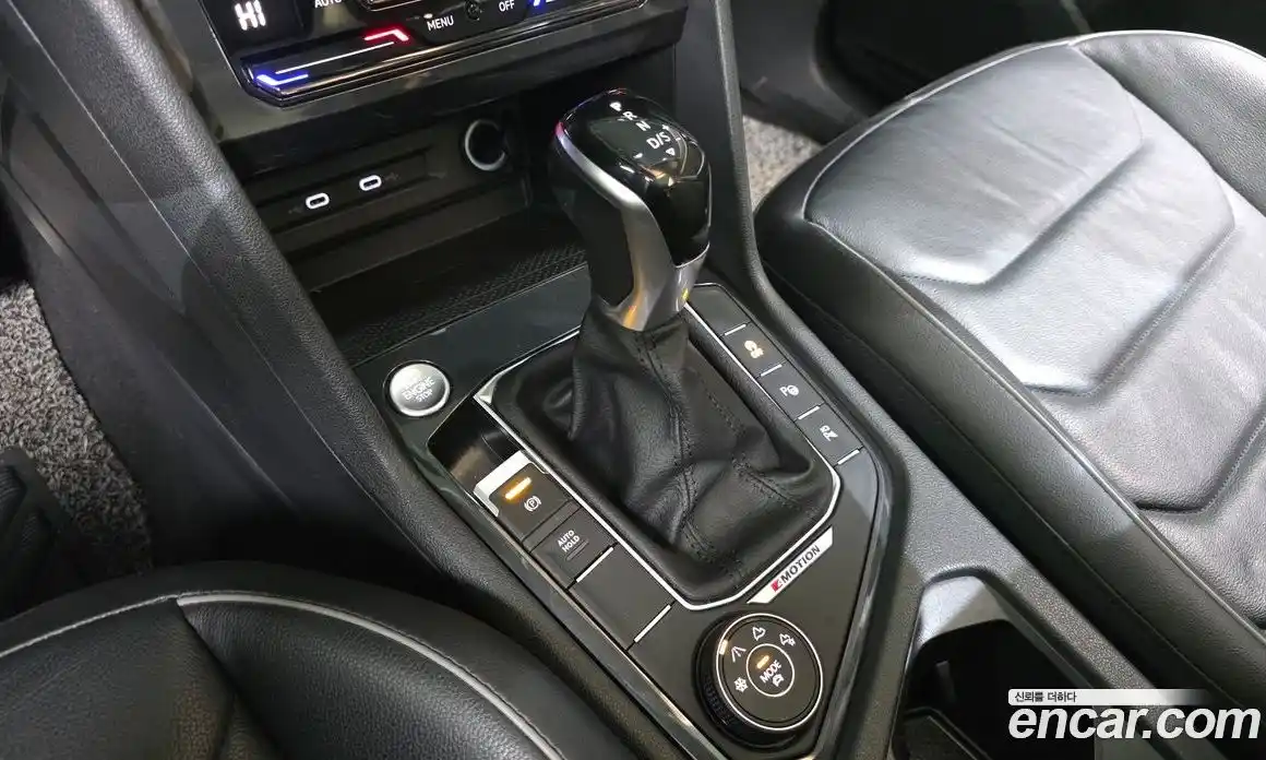 Volkswagen Tiguan 2022 2.0 Автомат в Москве № 168757, фото 9