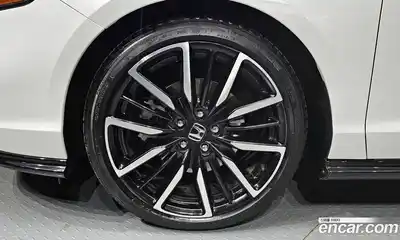 Honda Accord 2024 2.0 Автомат в Москве № 170408, миниатюра 5