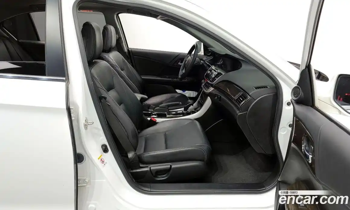 Honda Accord 2015 2.4 Автомат в Москве № 170601, фото 19