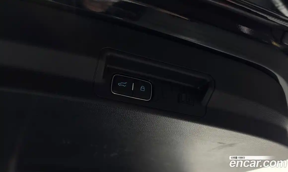 Ford Explorer 2021 3.0 Автомат в Москве № 170726, фото 20