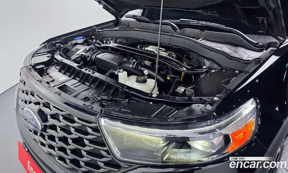 Ford Explorer 2021 3.0 Автомат в Москве № 170726, фото 3