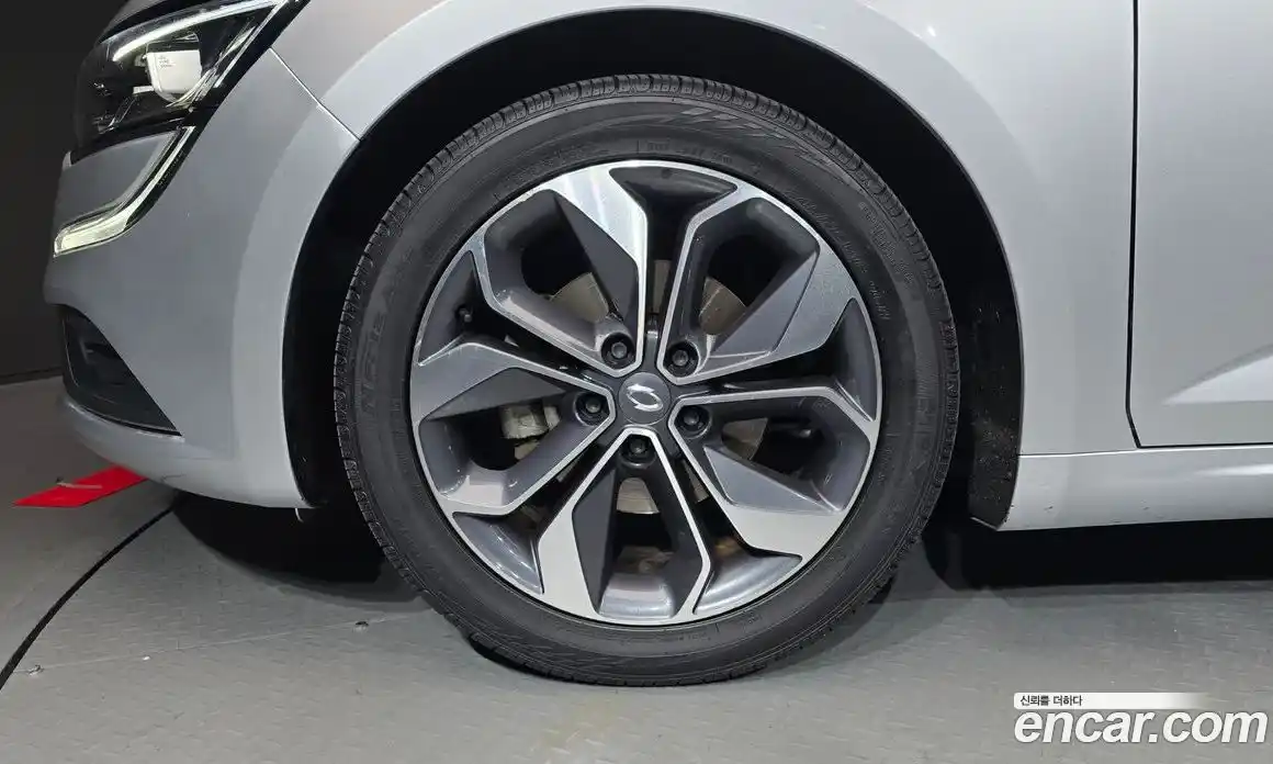 Renault SM6 2019 2.0 Автомат в Москве № 183039, фото 13