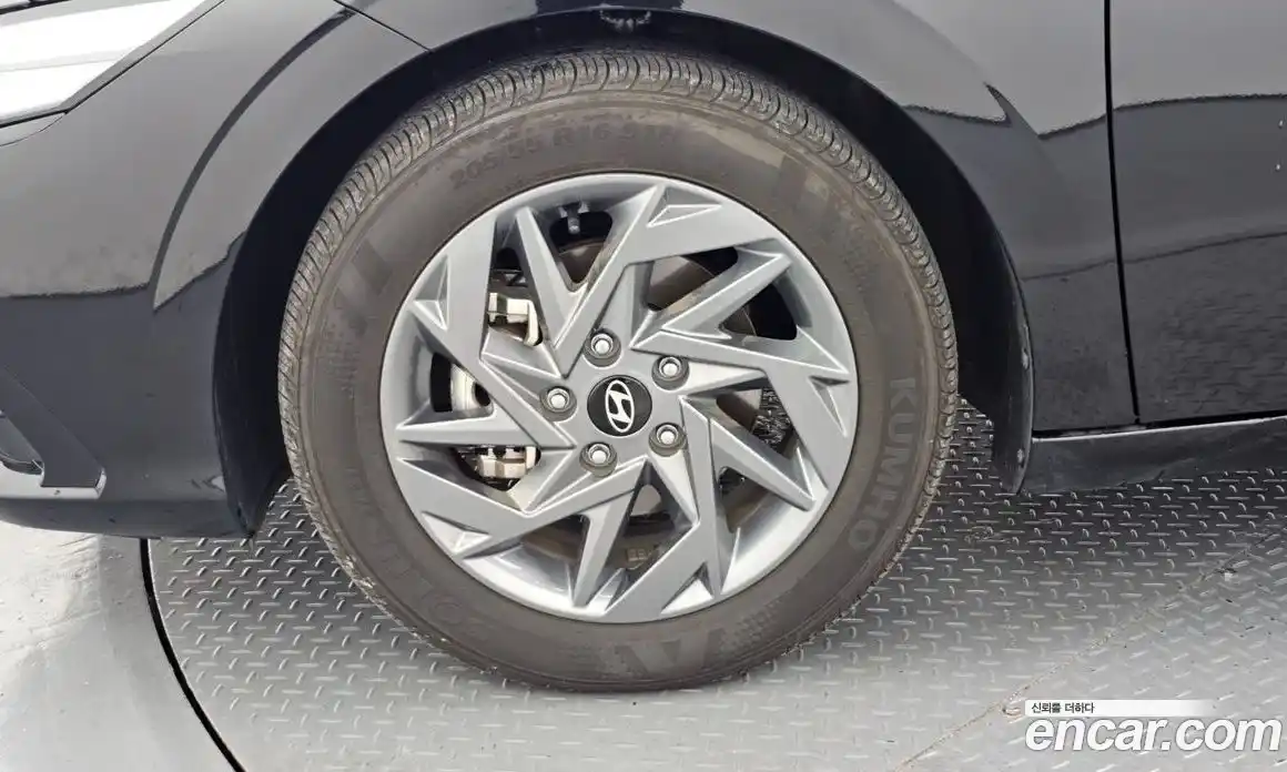 Hyundai Avante 2025 1.6 Автомат в Москве № 184365, фото 17