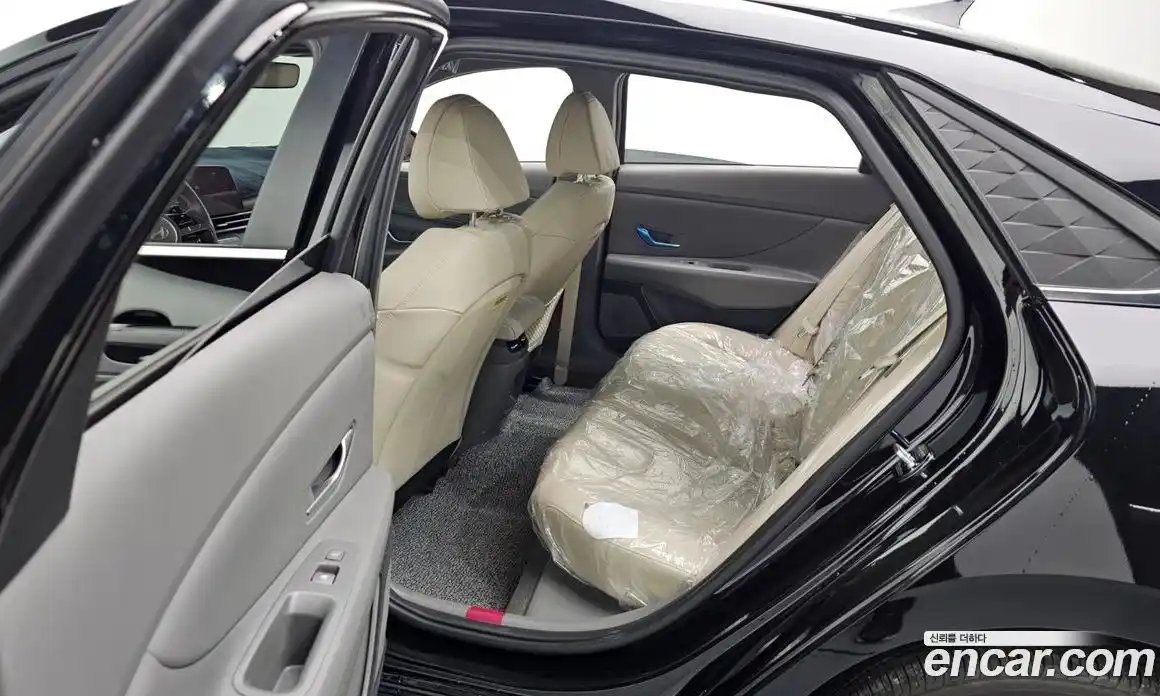 Hyundai Avante 2025 1.6 Автомат в Москве № 184365, фото 9