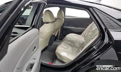 Hyundai Avante 2025 1.6 Автомат в Москве № 184365, миниатюра 9