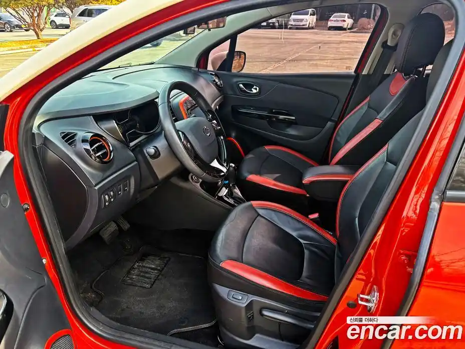 Renault QM3 2016 1.5 Автомат в Москве № 186470, фото 17