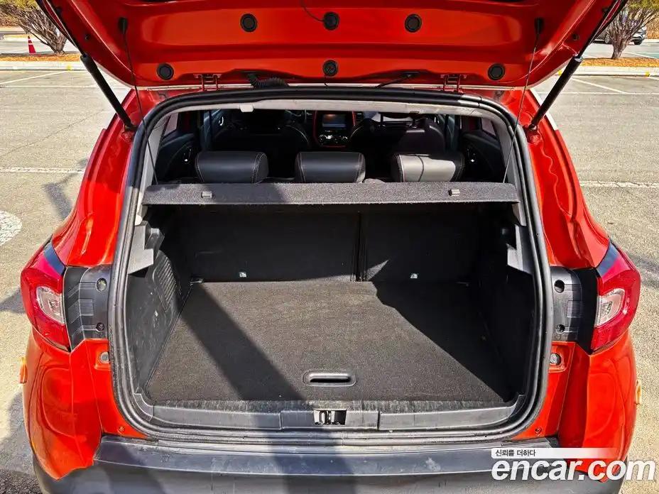 Renault QM3 2016 1.5 Автомат в Москве № 186470, фото 20