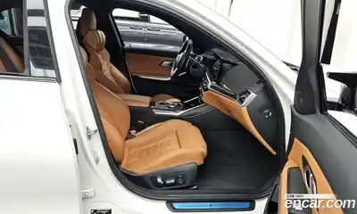 BMW 3-Series 2023 3.0 Автомат в Москве № 191310, миниатюра 11