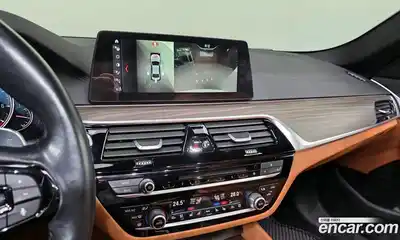 BMW 5-Series 2017 2.0 Автомат в Москве № 192461, миниатюра 2