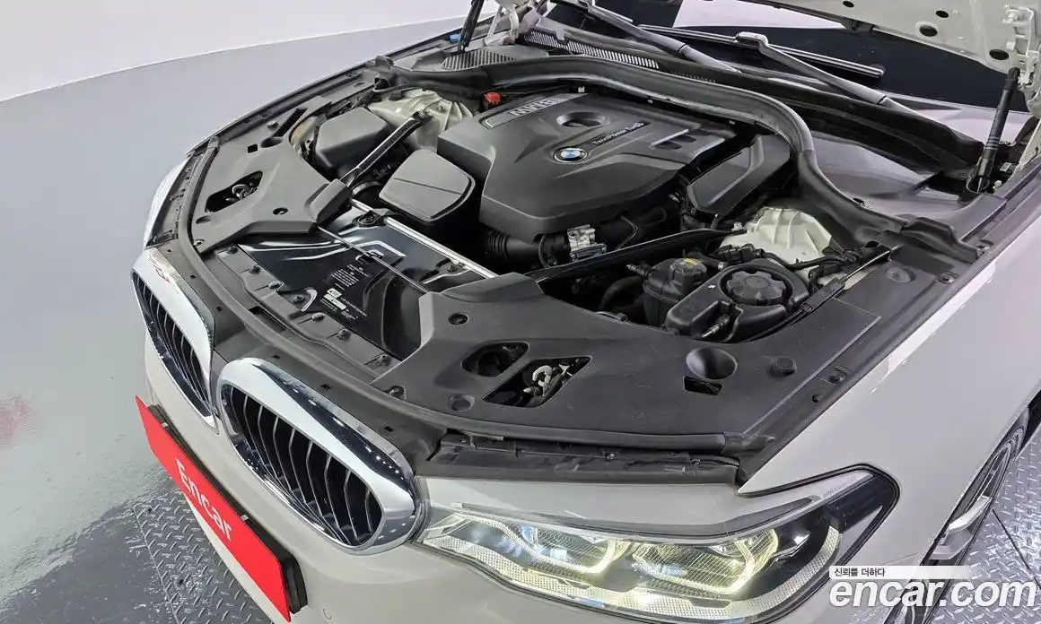 BMW 5-Series 2017 2.0 Автомат в Москве № 192461, фото 3