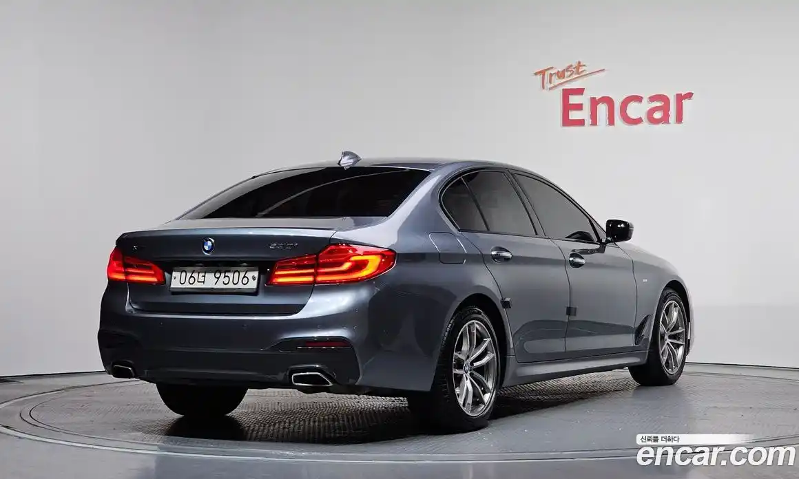 BMW 5-Series 2017 2.0 Автомат в Москве № 192613, фото 14