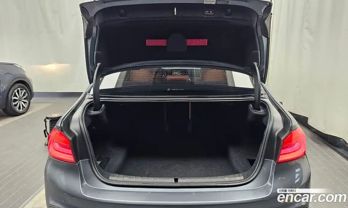 BMW 5-Series 2017 2.0 Автомат в Москве № 192613, фото 19