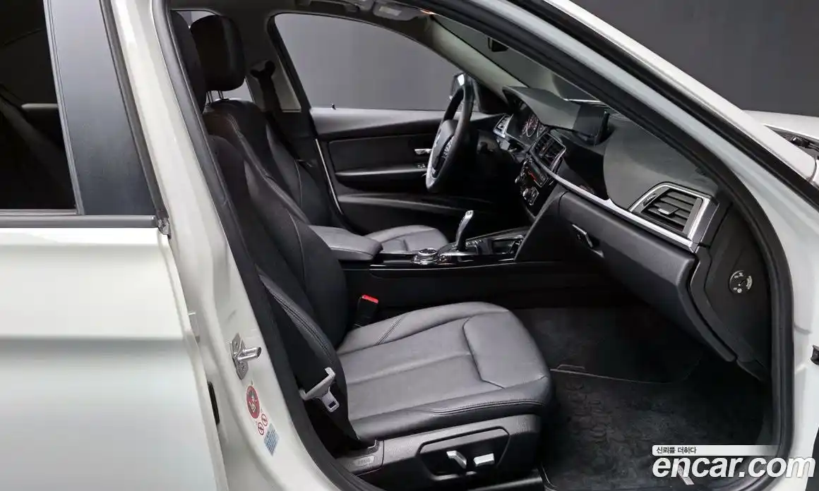 BMW 3-Series 2016 2.0 Автомат в Москве № 193070, фото 13