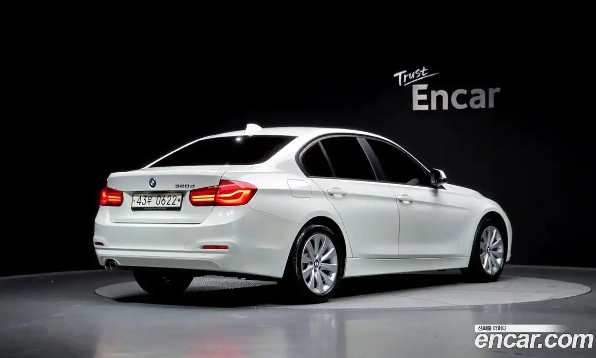 BMW 3-Series 2016 2.0 Автомат в Москве № 193070, фото 20