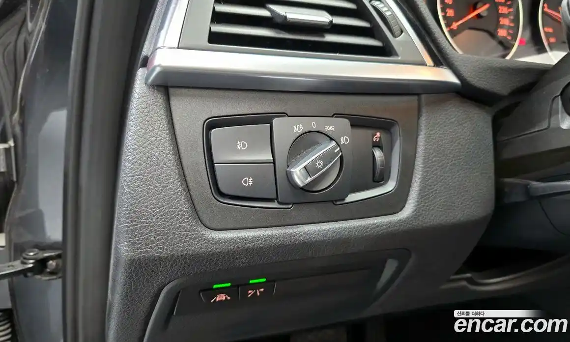 BMW 3-Series 2018 2.0 Автомат в Москве № 193162, фото 17