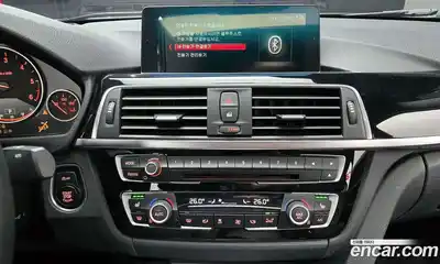 BMW 3-Series 2018 2.0 Автомат в Москве № 193162, миниатюра 4