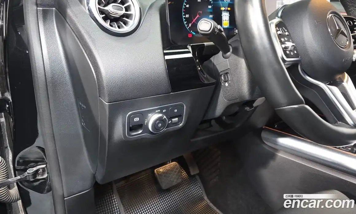 Mercedes-Benz GLA-Class 2021 2.0 Автомат в Москве № 194099, фото 13