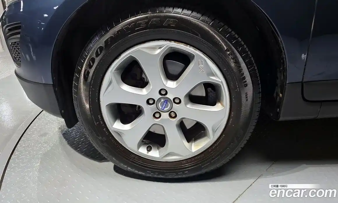 Volvo XC60 2013 2.0 Автомат в Москве № 194844, фото 20