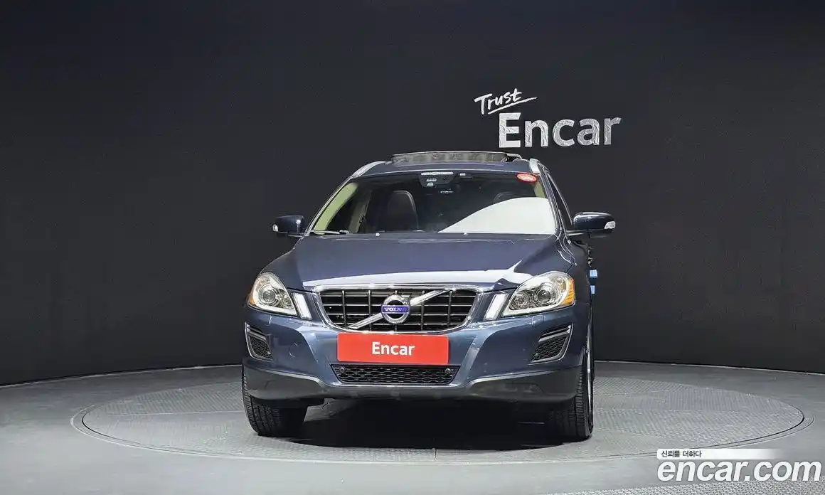 Volvo XC60 2013 2.0 Автомат в Москве № 194844, фото 8