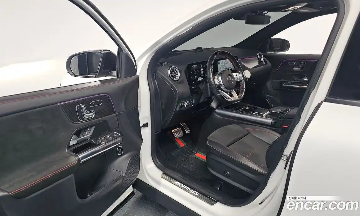 Mercedes-Benz GLA-Class 2021 2.0 Автомат в Москве № 194915, фото 19