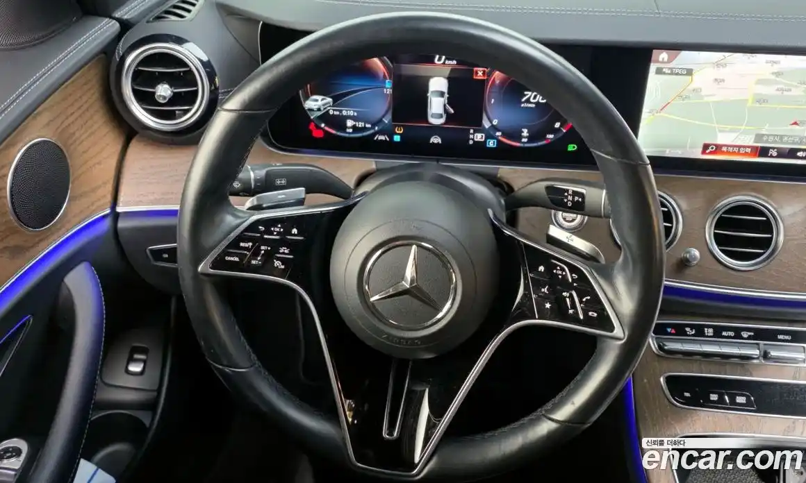 Mercedes-Benz E-Class 2021 2.0 Автомат в Москве № 195031, фото 13