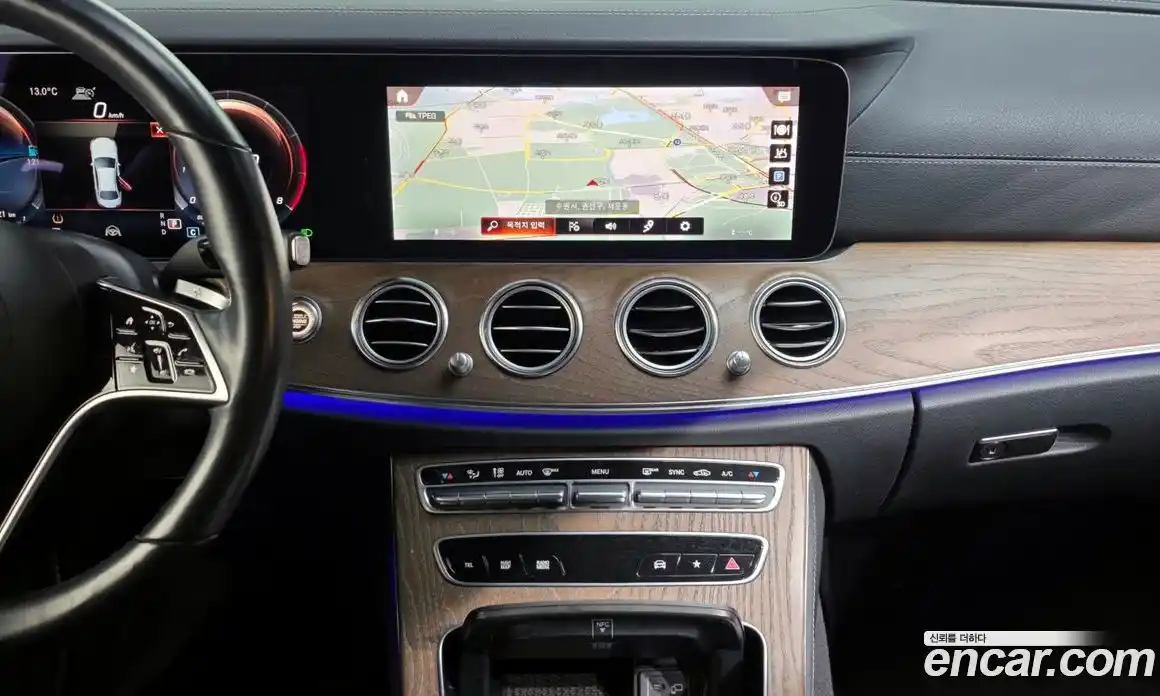 Mercedes-Benz E-Class 2021 2.0 Автомат в Москве № 195031, фото 14