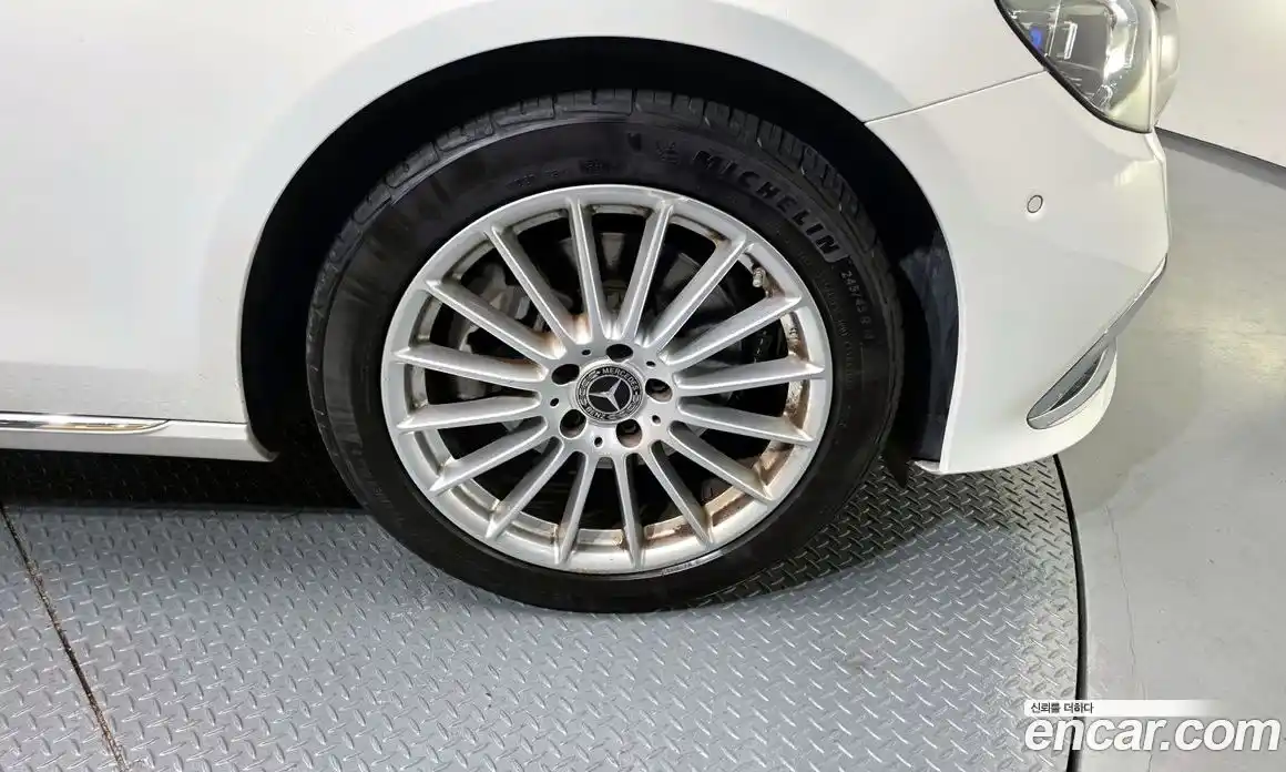 Mercedes-Benz E-Class 2021 2.0 Автомат в Москве № 195031, фото 5