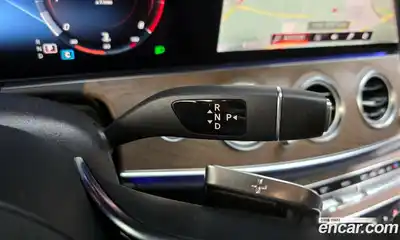 Mercedes-Benz E-Class 2021 2.0 Автомат в Москве № 195031, миниатюра 9