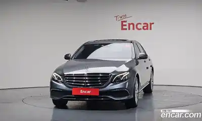 Mercedes-Benz E-Class 2017 1.9 Автомат в Москве № 195565, миниатюра 2