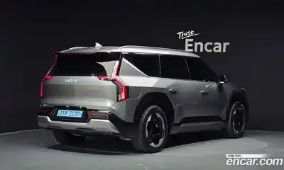 Kia EV9 2024 0.2 Автомат в Москве № 19577, миниатюра 2