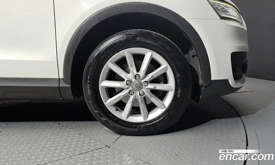 Audi Q3 2014 2.0 Автомат в Москве № 196676, фото 11