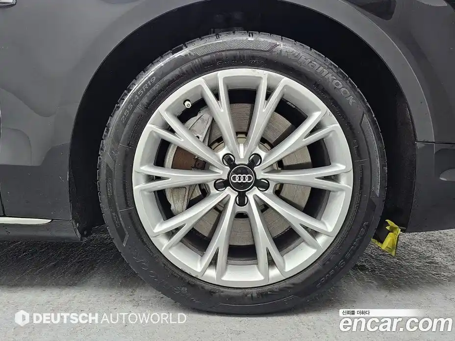 Audi A8 2011 4.2 Автомат в Москве № 196842, фото 5