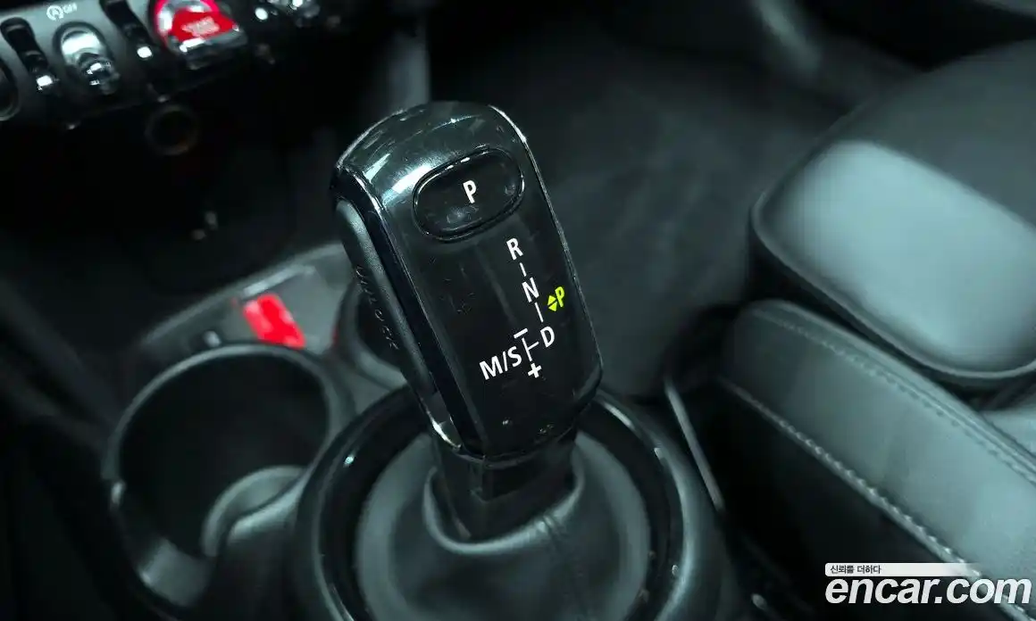 Mini Cooper 2019 1.5 Автомат в Москве № 198409, фото 4