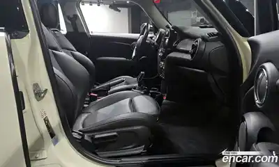 Mini Cooper 2019 1.5 Автомат в Москве № 198409, миниатюра 7