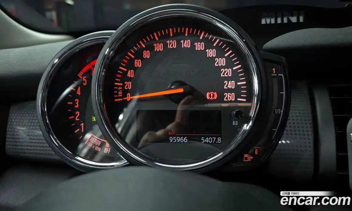 Mini Cooper 2019 1.5 Автомат в Москве № 198409, фото 8