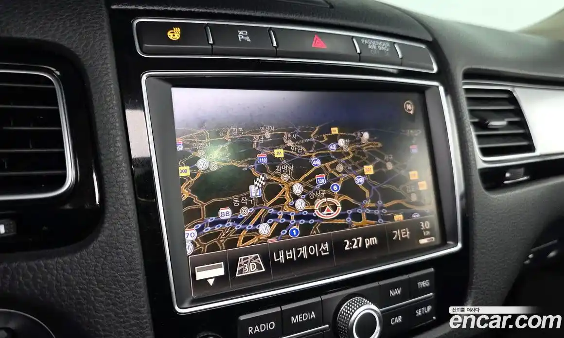 Volkswagen Touareg 2016 3.0 Автомат в Москве № 199190, фото 11