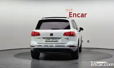 Volkswagen Touareg 2016 3.0 Автомат в Москве № 199190, миниатюра 2