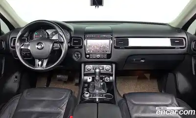 Volkswagen Touareg 2016 3.0 Автомат в Москве № 199190, миниатюра 10