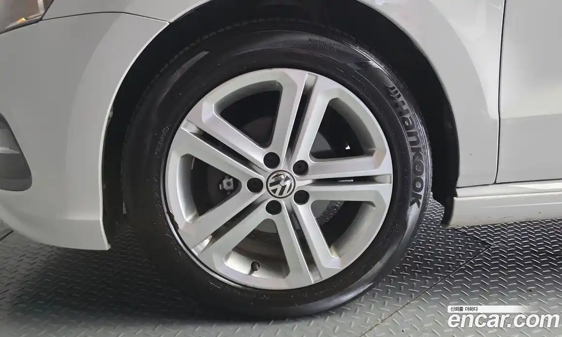 Volkswagen Polo 2014 1.6 Автомат в Москве № 199244, фото 3