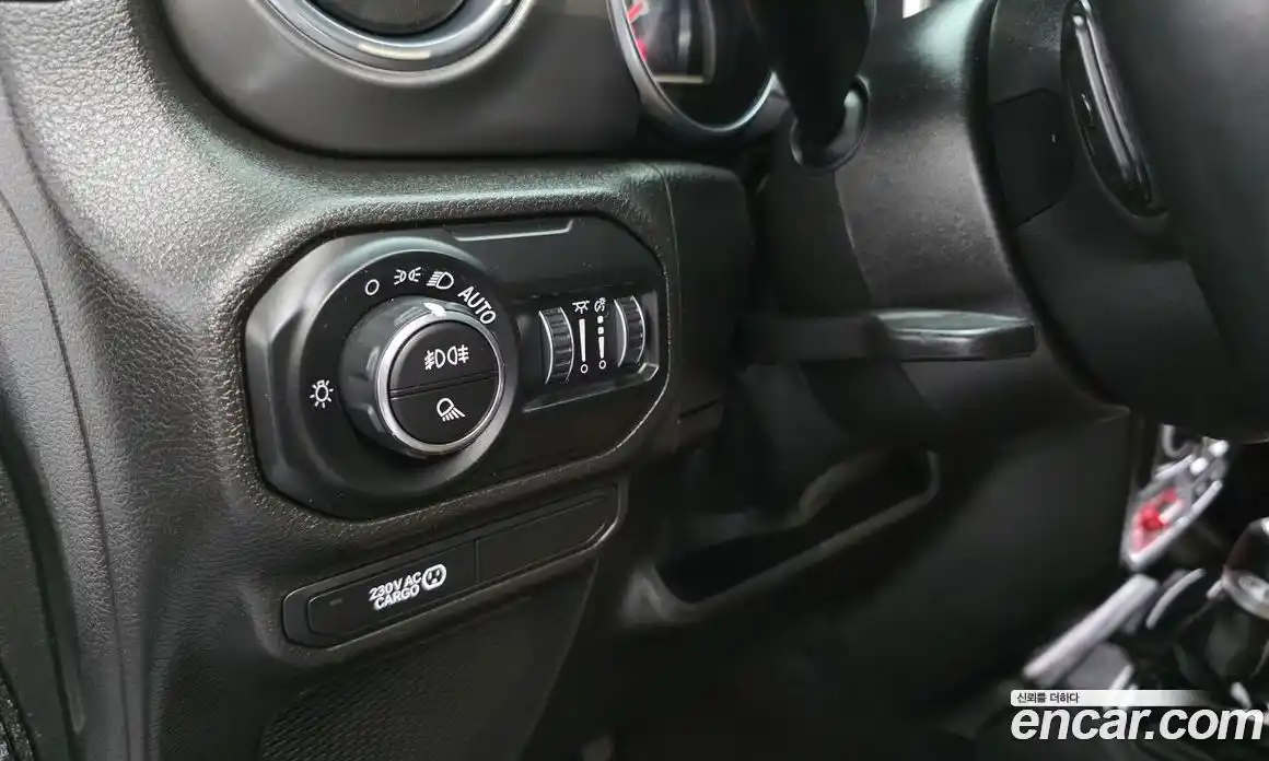 Jeep Gladiator 2021 3.6 Автомат в Москве № 199461, фото 18