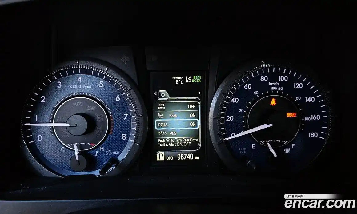 Toyota Sienna 2019 3.5 Автомат в Москве № 199665, фото 9