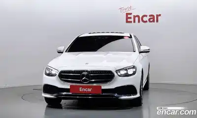 Mercedes-Benz E-Class 2021 2.0 Автомат в Москве № 208914, миниатюра 12