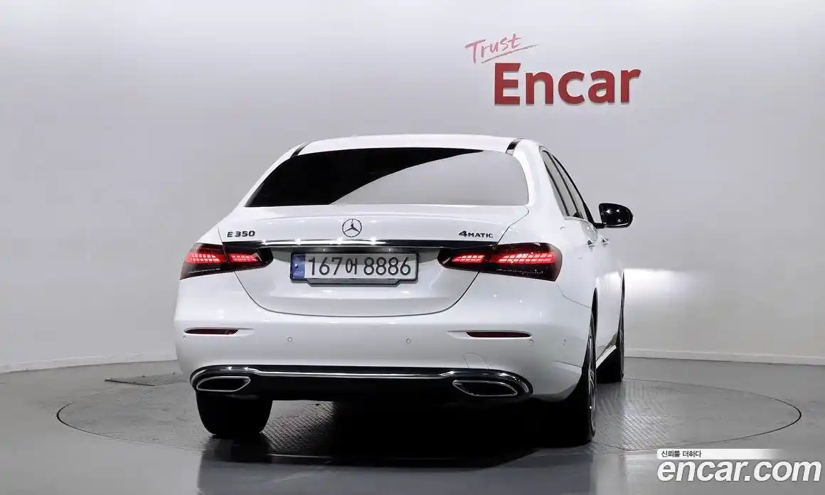 Mercedes-Benz E-Class 2021 2.0 Автомат в Москве № 208914, фото 16