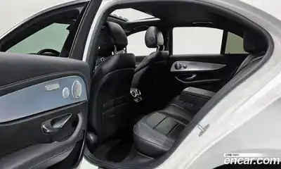 Mercedes-Benz E-Class 2021 2.0 Автомат в Москве № 208914, миниатюра 4