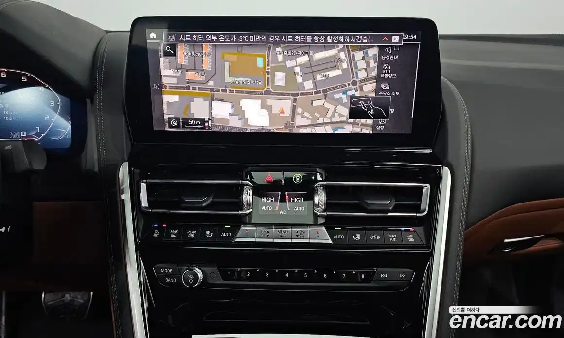 BMW 8-Series 2024 4.4 Автомат в Москве № 211366, фото 14