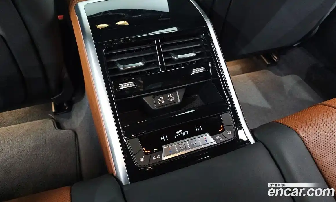 BMW 8-Series 2024 4.4 Автомат в Москве № 211366, фото 18